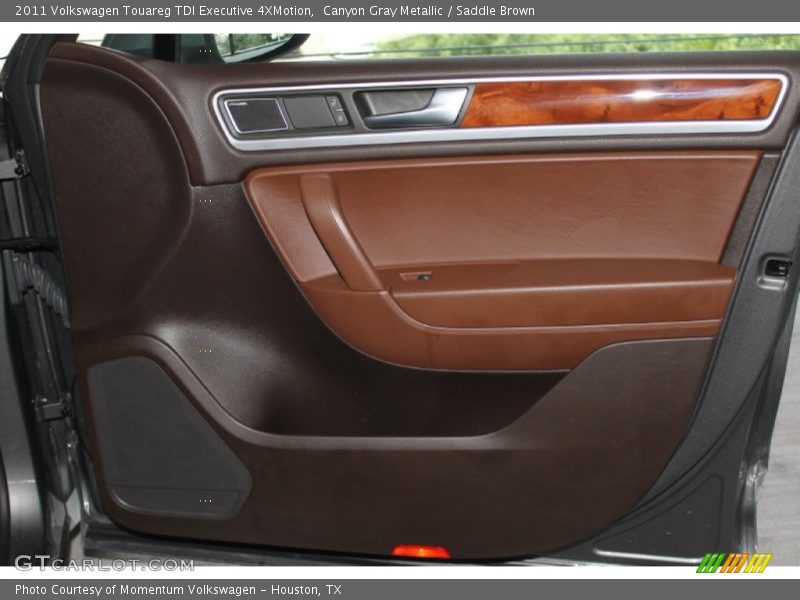 Canyon Gray Metallic / Saddle Brown 2011 Volkswagen Touareg TDI Executive 4XMotion