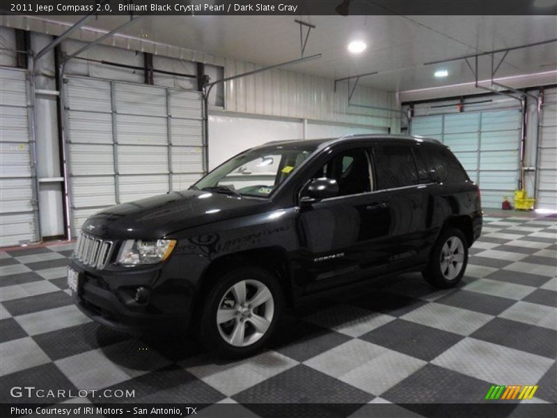Brilliant Black Crystal Pearl / Dark Slate Gray 2011 Jeep Compass 2.0