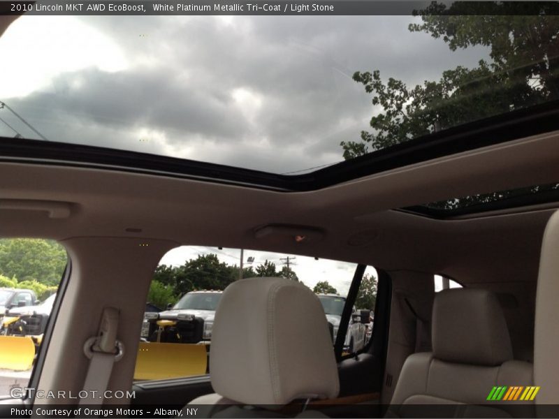 White Platinum Metallic Tri-Coat / Light Stone 2010 Lincoln MKT AWD EcoBoost