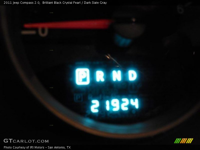 Brilliant Black Crystal Pearl / Dark Slate Gray 2011 Jeep Compass 2.0
