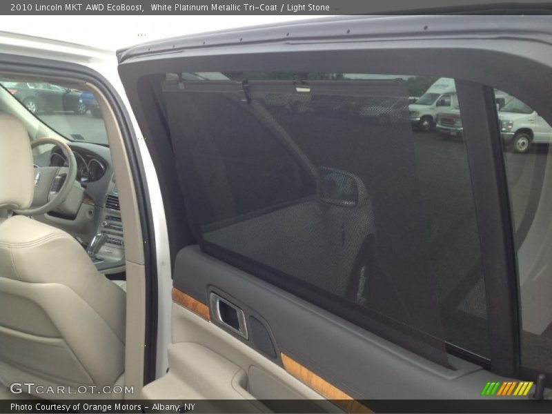 White Platinum Metallic Tri-Coat / Light Stone 2010 Lincoln MKT AWD EcoBoost