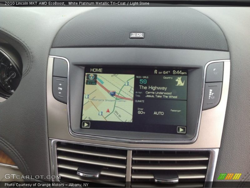 White Platinum Metallic Tri-Coat / Light Stone 2010 Lincoln MKT AWD EcoBoost