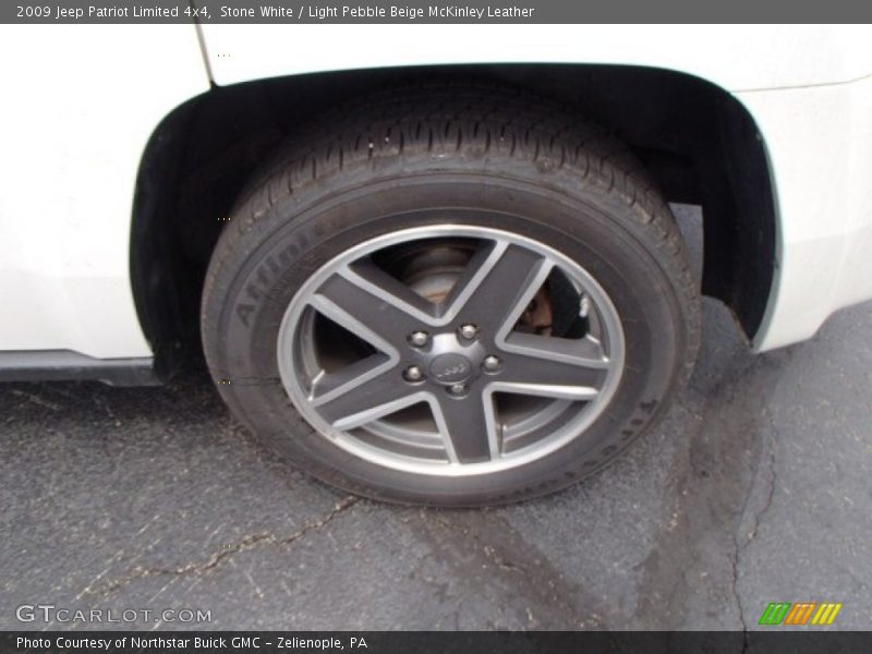Stone White / Light Pebble Beige McKinley Leather 2009 Jeep Patriot Limited 4x4