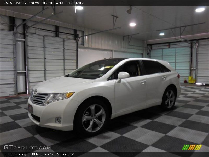 Blizzard White Pearl / Ivory 2010 Toyota Venza V6
