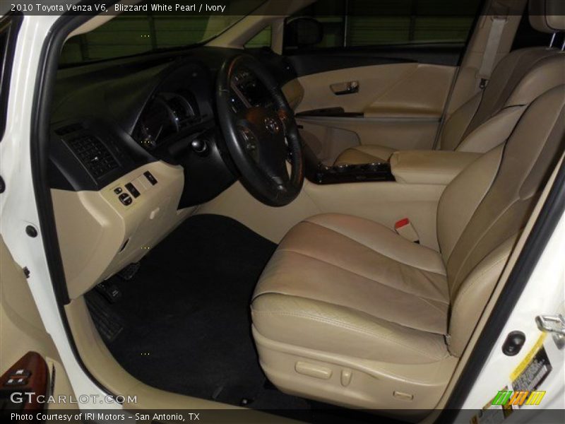 Blizzard White Pearl / Ivory 2010 Toyota Venza V6
