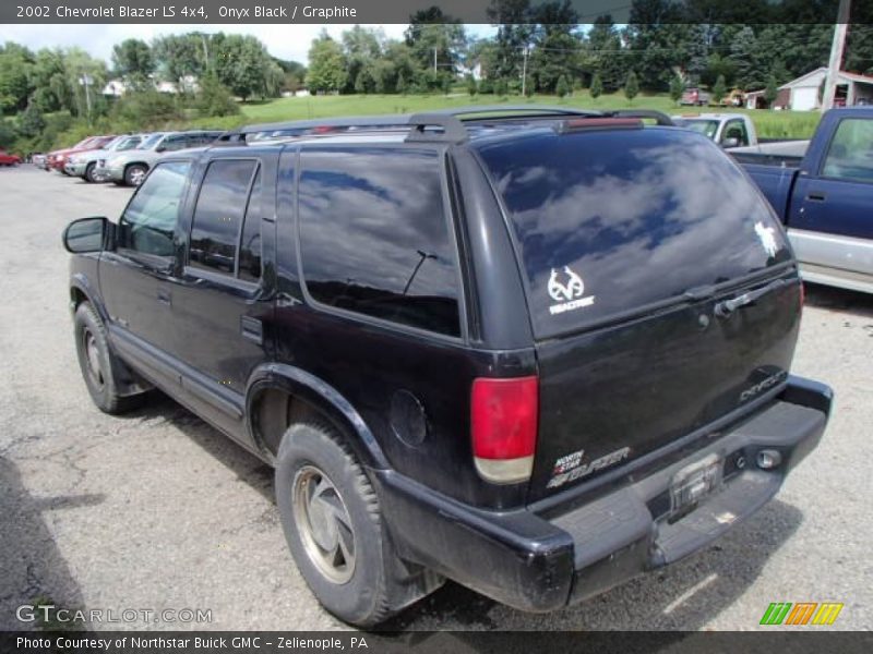 Onyx Black / Graphite 2002 Chevrolet Blazer LS 4x4