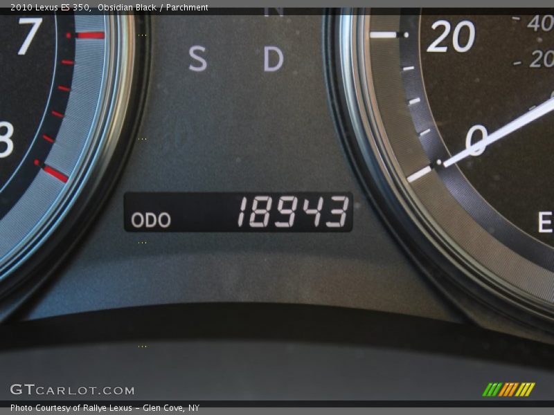 Obsidian Black / Parchment 2010 Lexus ES 350