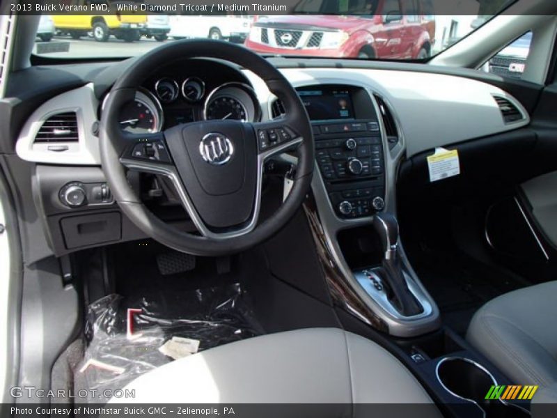 White Diamond Tricoat / Medium Titanium 2013 Buick Verano FWD