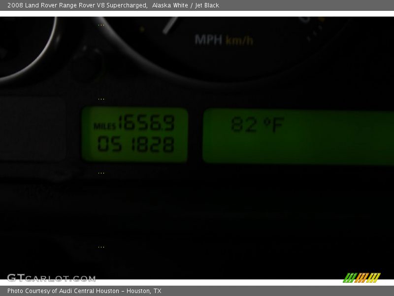 Alaska White / Jet Black 2008 Land Rover Range Rover V8 Supercharged