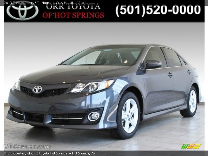 Magnetic Gray Metallic / Black 2013 Toyota Camry SE