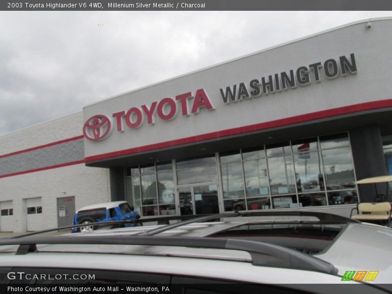 Millenium Silver Metallic / Charcoal 2003 Toyota Highlander V6 4WD