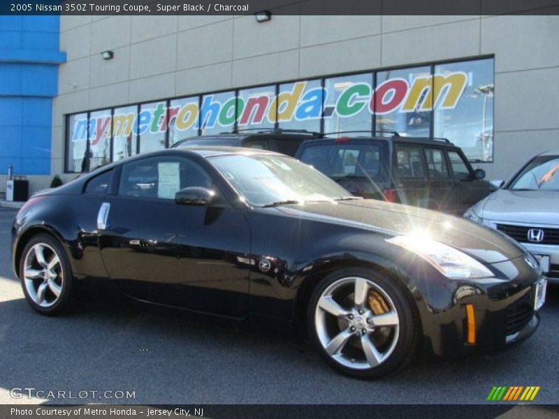 Super Black / Charcoal 2005 Nissan 350Z Touring Coupe