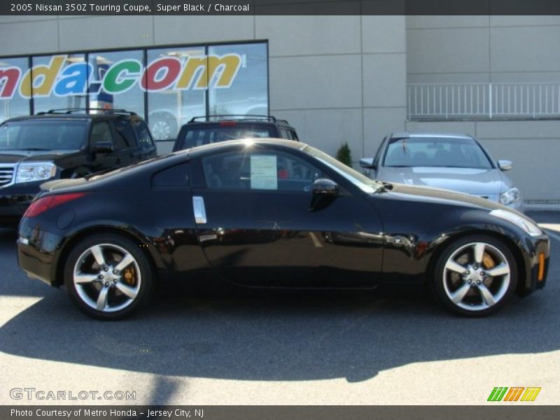 Super Black / Charcoal 2005 Nissan 350Z Touring Coupe