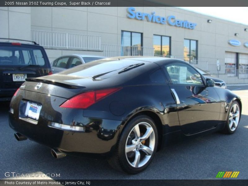 Super Black / Charcoal 2005 Nissan 350Z Touring Coupe