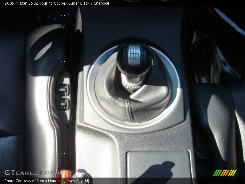 Super Black / Charcoal 2005 Nissan 350Z Touring Coupe