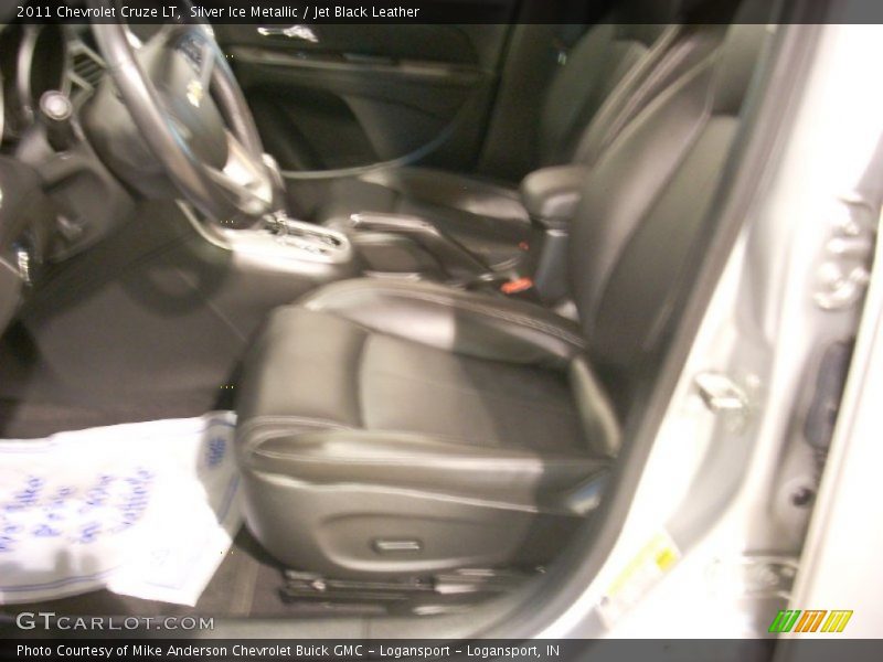 Silver Ice Metallic / Jet Black Leather 2011 Chevrolet Cruze LT
