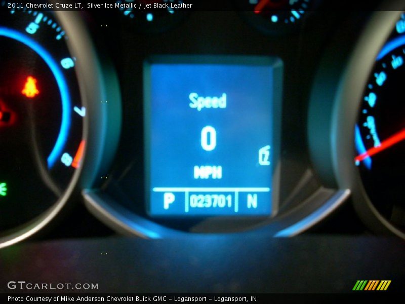 Silver Ice Metallic / Jet Black Leather 2011 Chevrolet Cruze LT