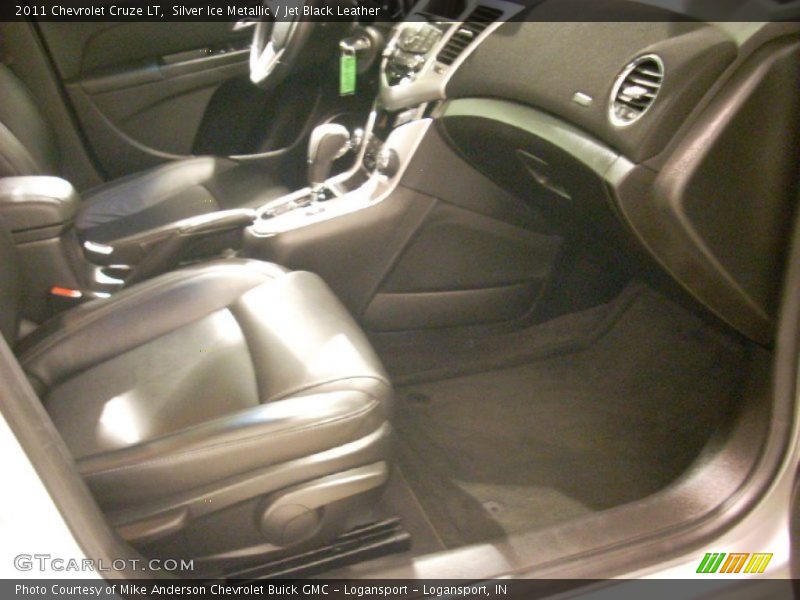Silver Ice Metallic / Jet Black Leather 2011 Chevrolet Cruze LT
