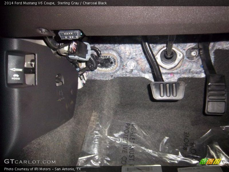 Sterling Gray / Charcoal Black 2014 Ford Mustang V6 Coupe