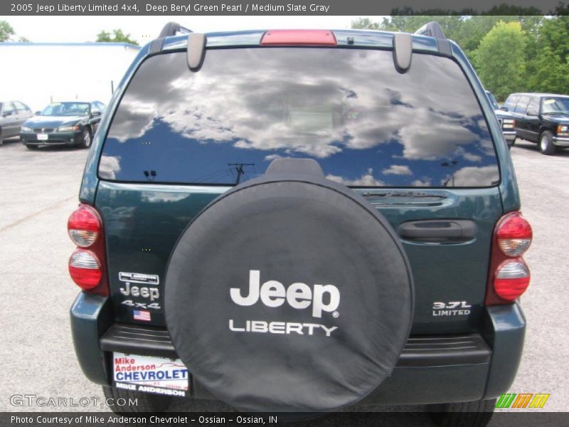 Deep Beryl Green Pearl / Medium Slate Gray 2005 Jeep Liberty Limited 4x4