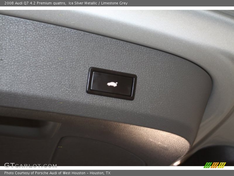 Ice Silver Metallic / Limestone Grey 2008 Audi Q7 4.2 Premium quattro