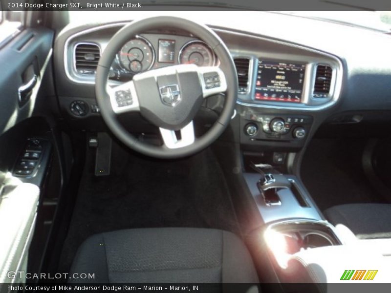 Bright White / Black 2014 Dodge Charger SXT