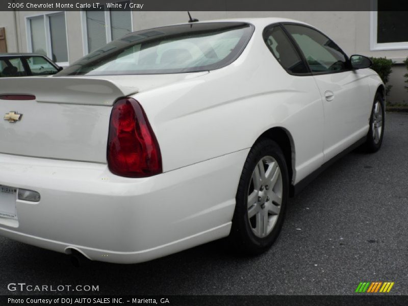 White / Gray 2006 Chevrolet Monte Carlo LT