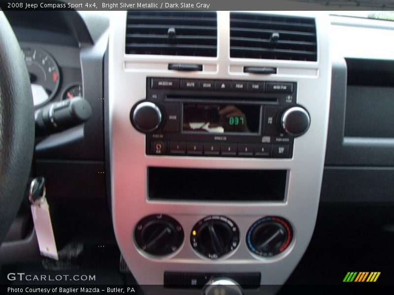 Bright Silver Metallic / Dark Slate Gray 2008 Jeep Compass Sport 4x4