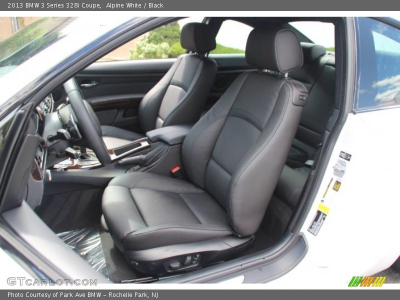 Alpine White / Black 2013 BMW 3 Series 328i Coupe