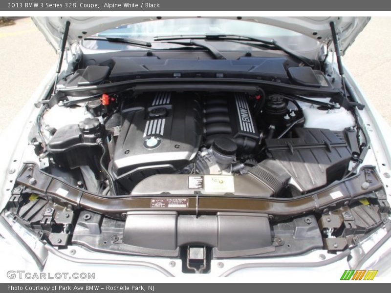 Alpine White / Black 2013 BMW 3 Series 328i Coupe