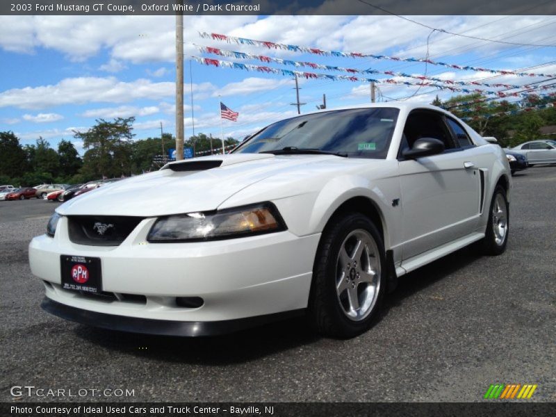 Oxford White / Dark Charcoal 2003 Ford Mustang GT Coupe