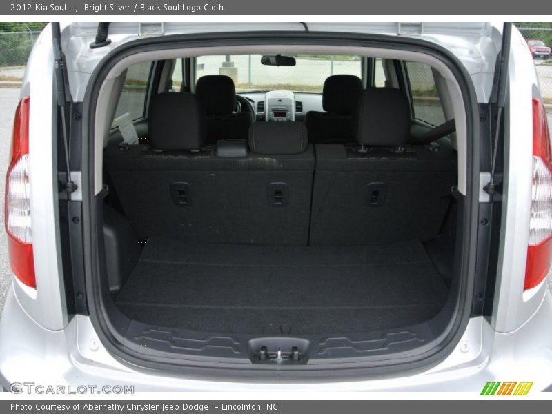 Bright Silver / Black Soul Logo Cloth 2012 Kia Soul +