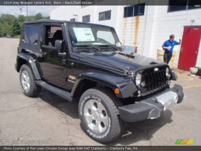 Front 3/4 View of 2014 Wrangler Sahara 4x4