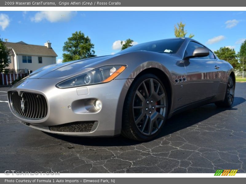 Grigio Alfieri (Grey) / Rosso Corallo 2009 Maserati GranTurismo