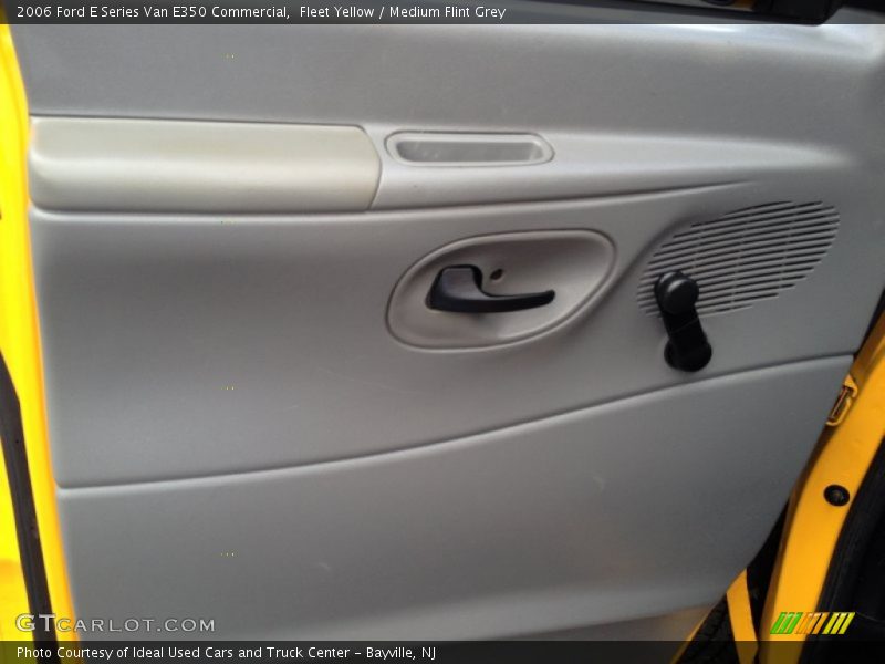 Fleet Yellow / Medium Flint Grey 2006 Ford E Series Van E350 Commercial