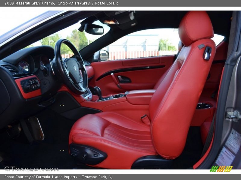 Grigio Alfieri (Grey) / Rosso Corallo 2009 Maserati GranTurismo