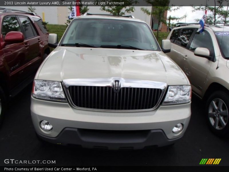 Silver Birch Metallic / Light Parchment 2003 Lincoln Aviator Luxury AWD