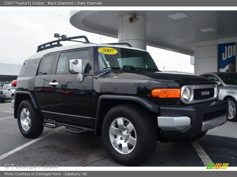 Black Diamond / Dark Charcoal 2007 Toyota FJ Cruiser