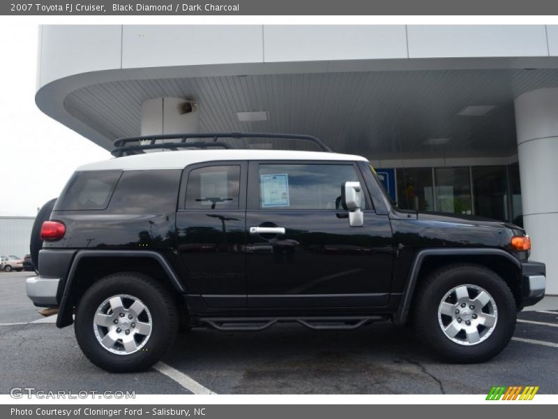 Black Diamond / Dark Charcoal 2007 Toyota FJ Cruiser