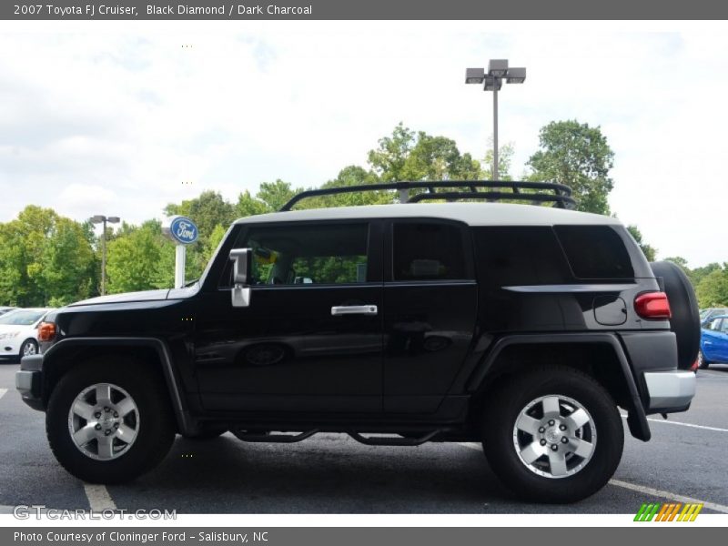 Black Diamond / Dark Charcoal 2007 Toyota FJ Cruiser