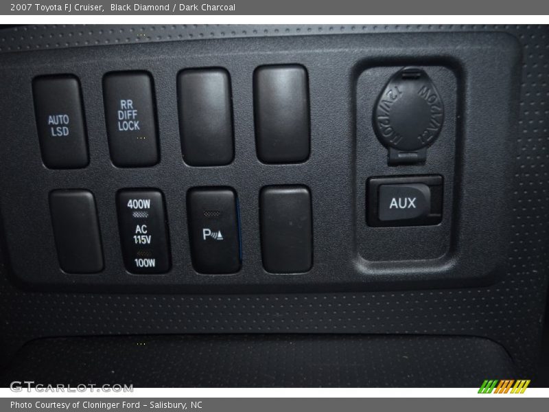 Black Diamond / Dark Charcoal 2007 Toyota FJ Cruiser