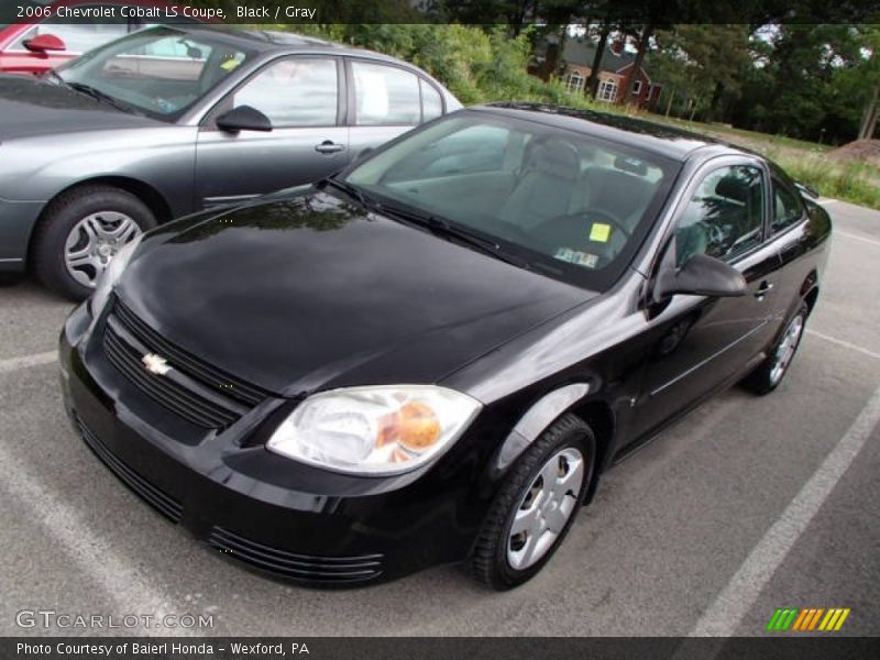 Front 3/4 View of 2006 Cobalt LS Coupe