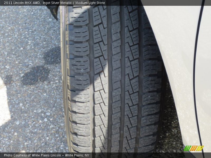 Ingot Silver Metallic / Medium Light Stone 2011 Lincoln MKX AWD