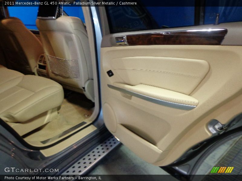 Palladium Silver Metallic / Cashmere 2011 Mercedes-Benz GL 450 4Matic