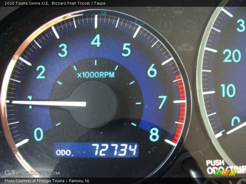 Blizzard Pearl Tricoat / Taupe 2010 Toyota Sienna XLE