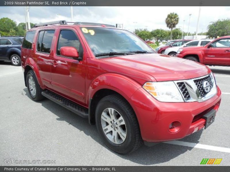 Red Brick / Graphite 2009 Nissan Pathfinder SE