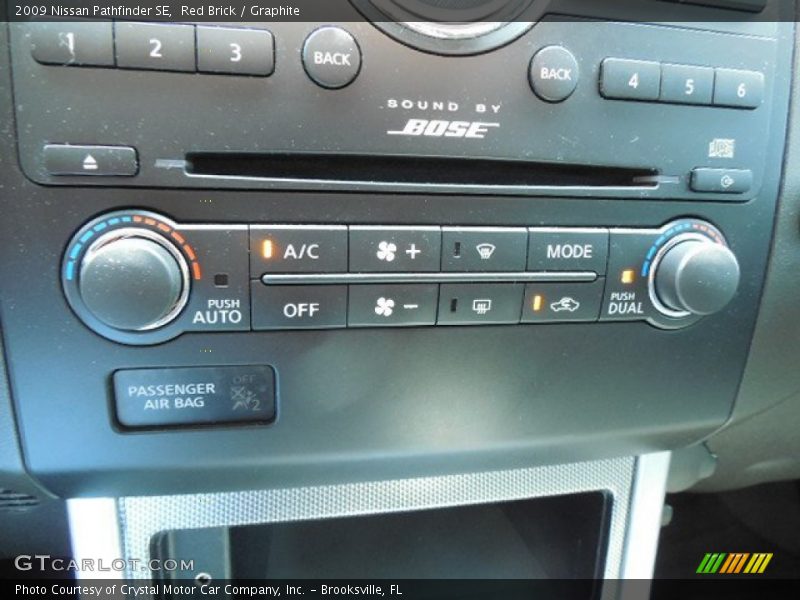 Red Brick / Graphite 2009 Nissan Pathfinder SE