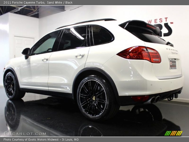 Sand White / Black 2011 Porsche Cayenne Turbo