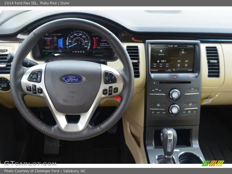 Dashboard of 2014 Flex SEL
