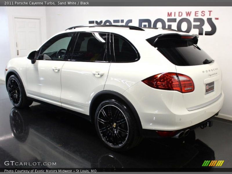 Sand White / Black 2011 Porsche Cayenne Turbo